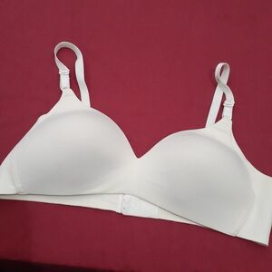 🍑Warners Creme White Padded wireless Bralette